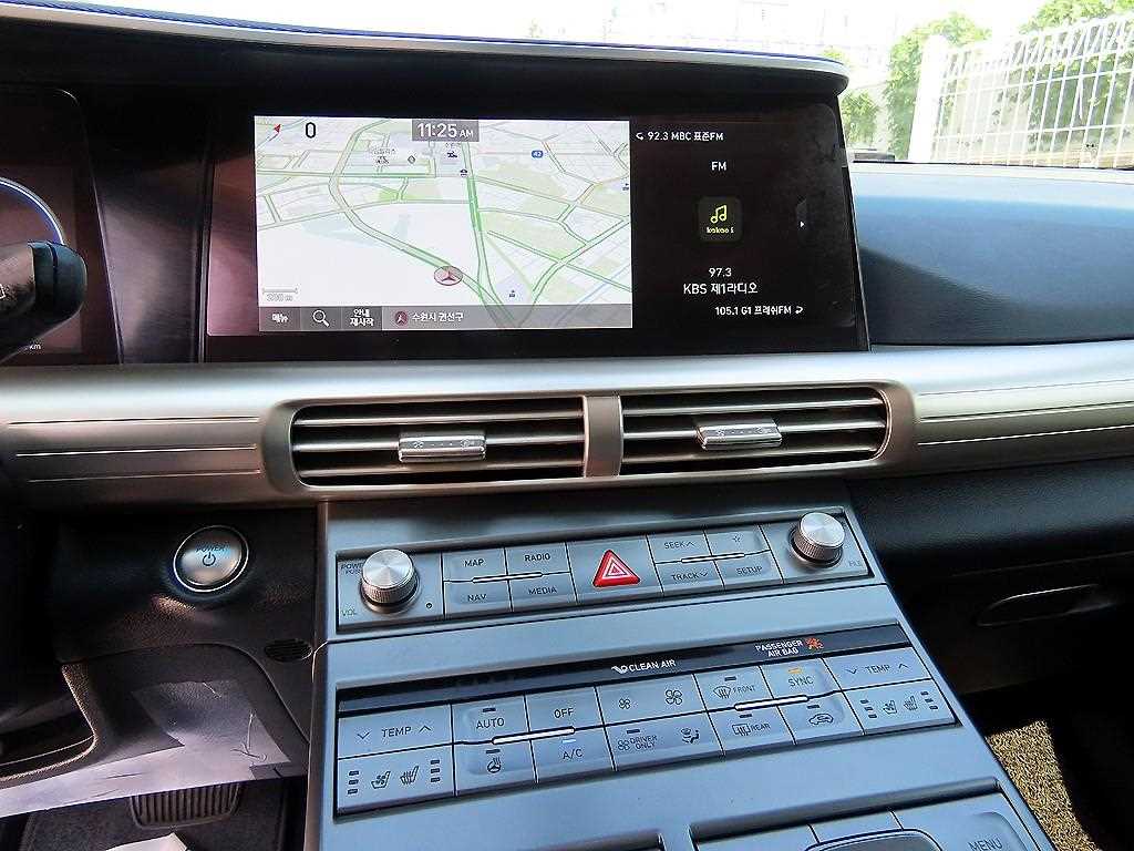 Hyundai Nexo — photo 11