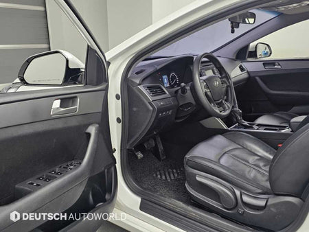 Hyundai Sonata — photo 11