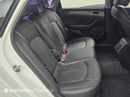 Hyundai Sonata — photo 12