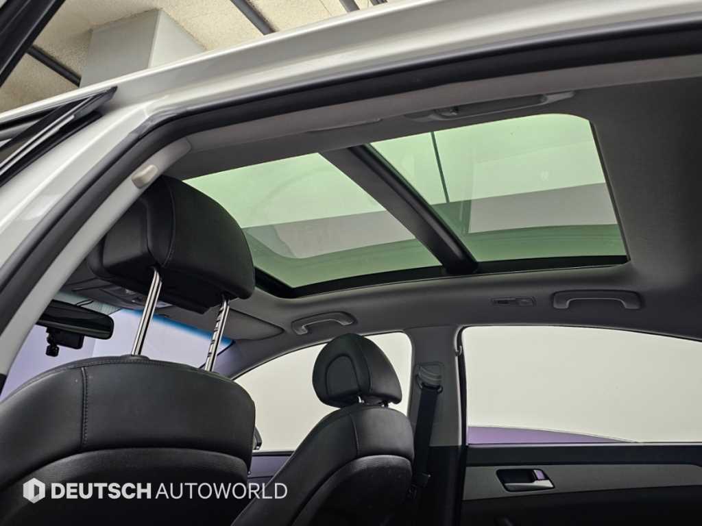 Hyundai Sonata — photo 18