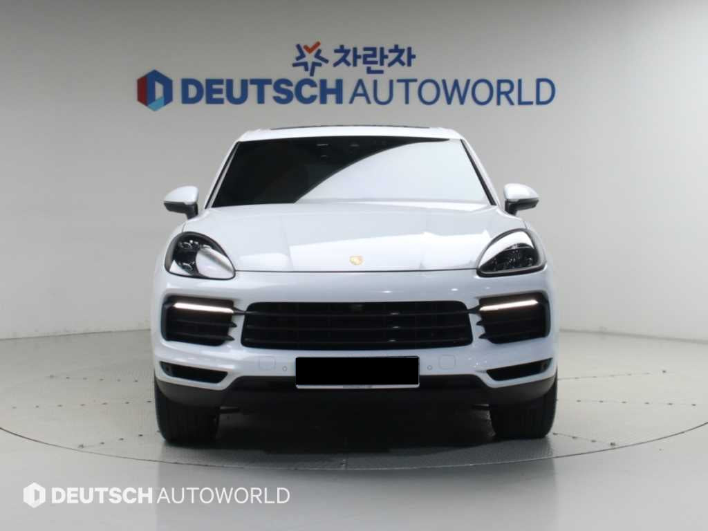 Porsche Cayenne — photo 03