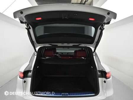 Porsche Cayenne — photo 19