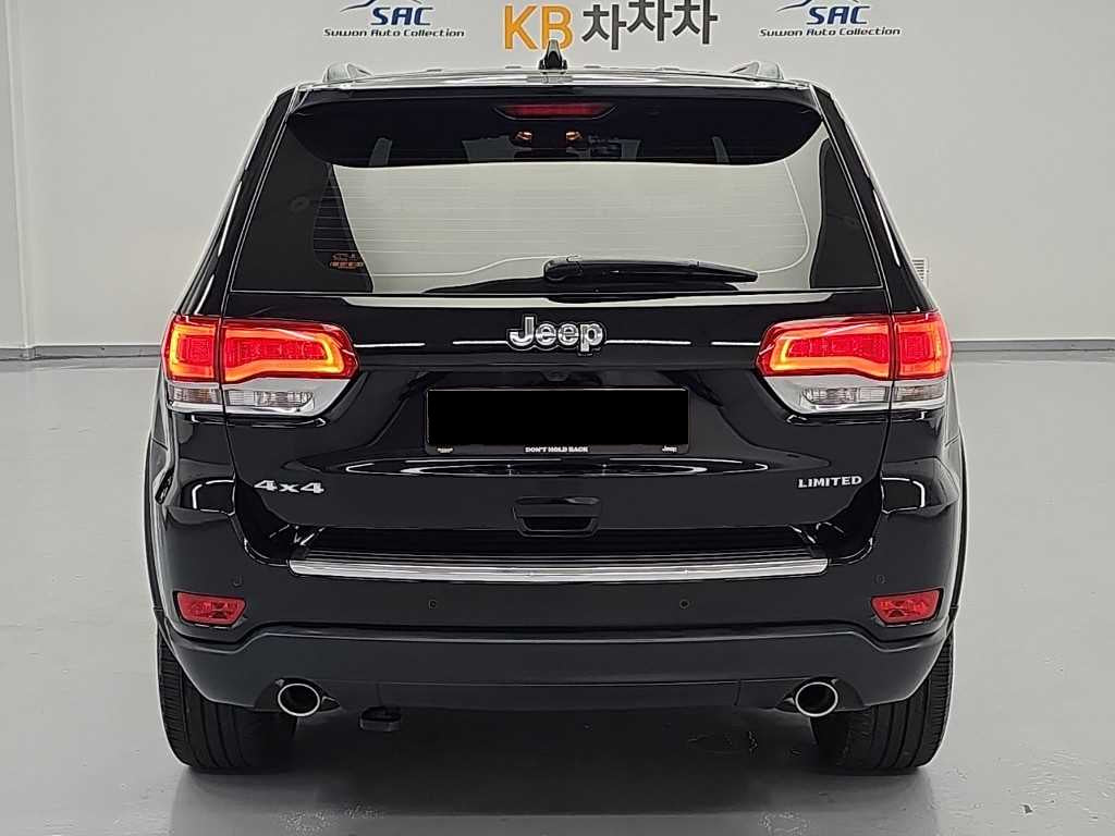 Jeep Cherokee — photo 03