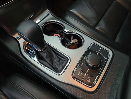 Jeep Cherokee — photo 08