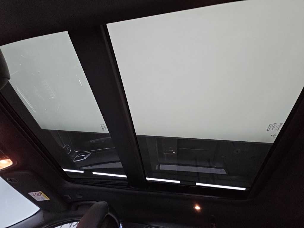 Jeep Cherokee — photo 14