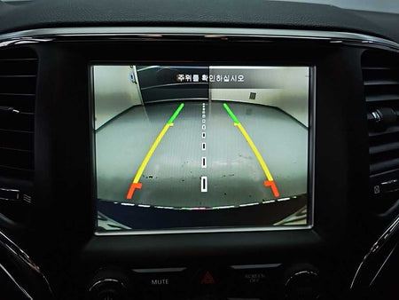 Jeep Cherokee — photo 16