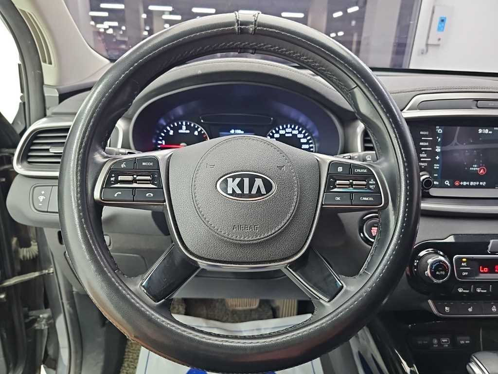 Kia Sorento — photo 09