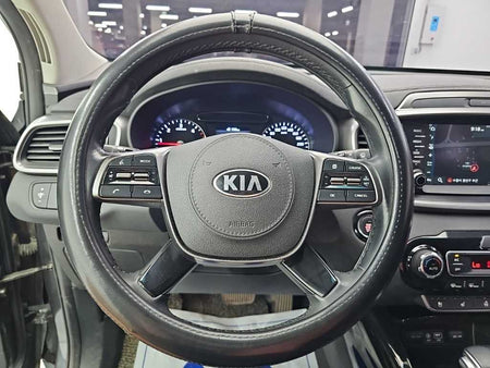 Kia Sorento — photo 09