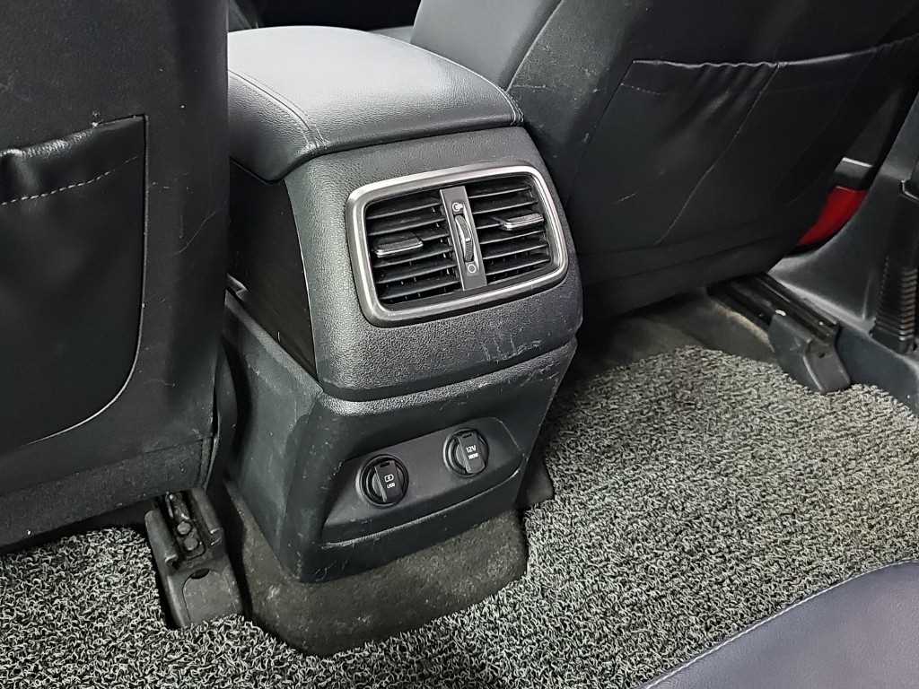 Kia Sorento — photo 13
