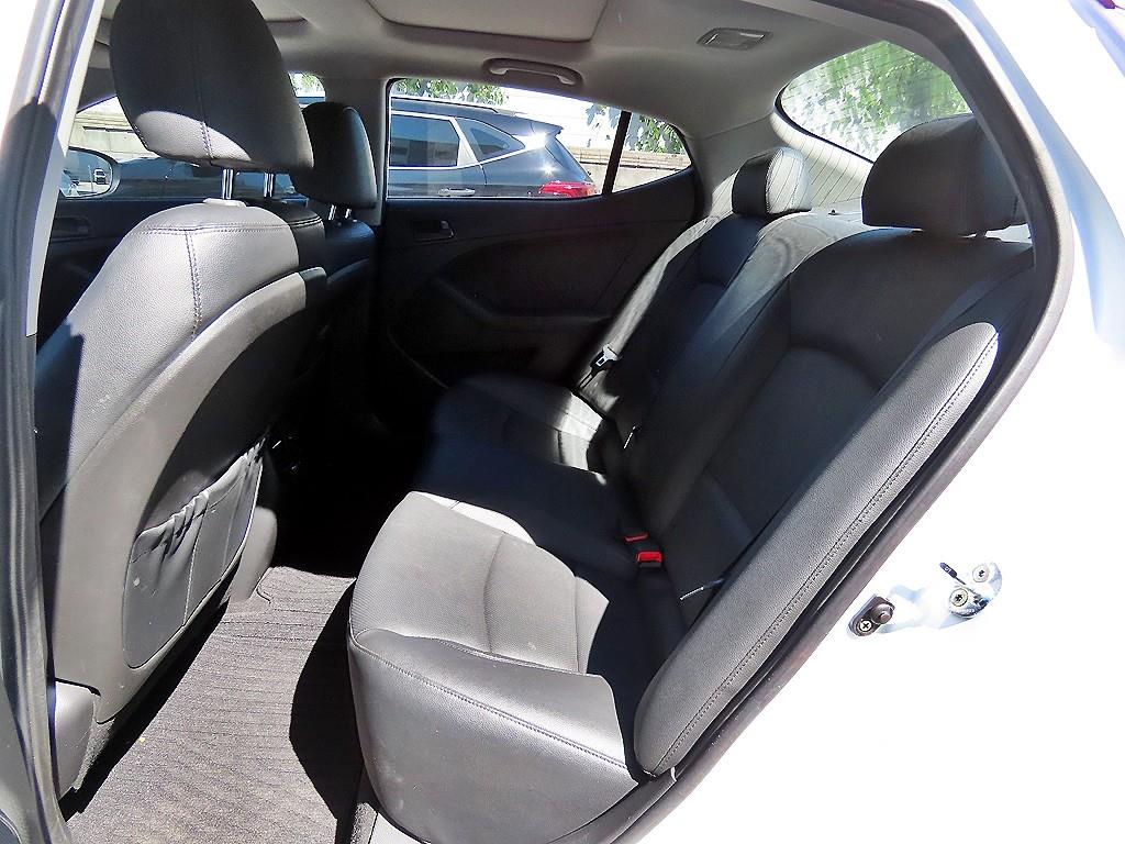 Kia K5 — photo 06