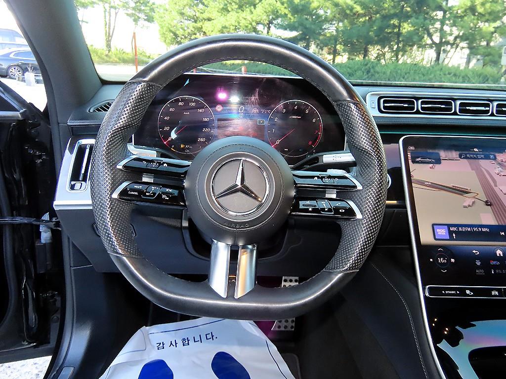 Mercedes-Benz S-Class — photo 08