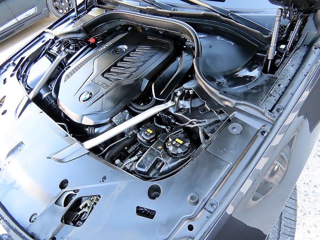 BMW Gran Turismo — photo 19