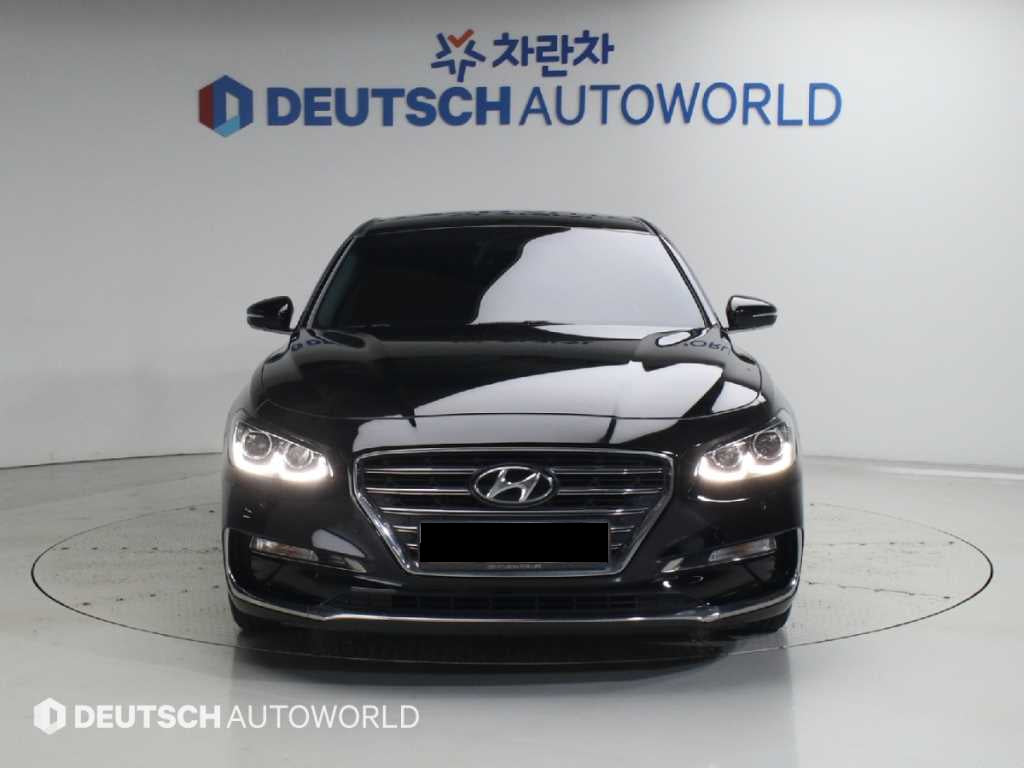 Hyundai Grandeur — photo 03