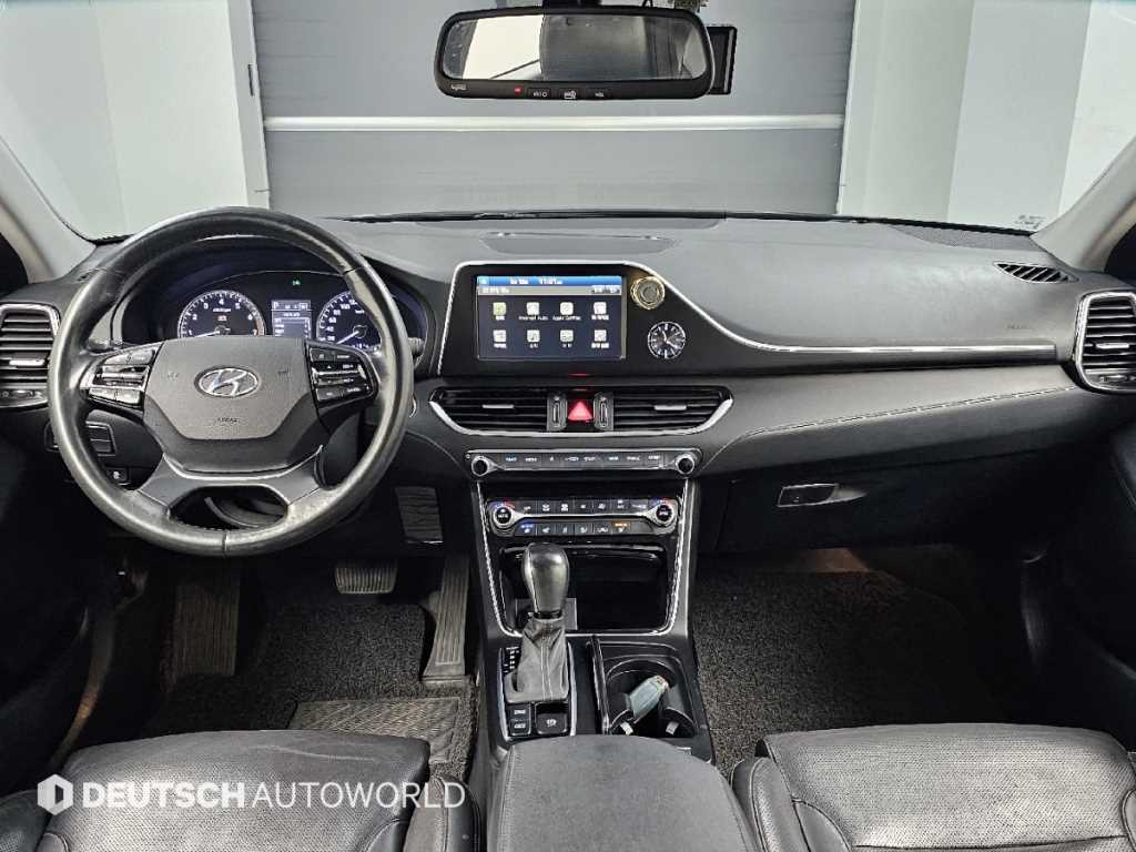 Hyundai Grandeur — photo 08