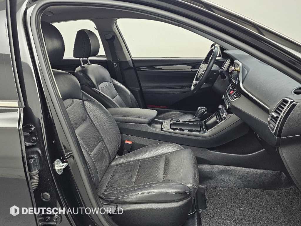 Hyundai Grandeur — photo 11