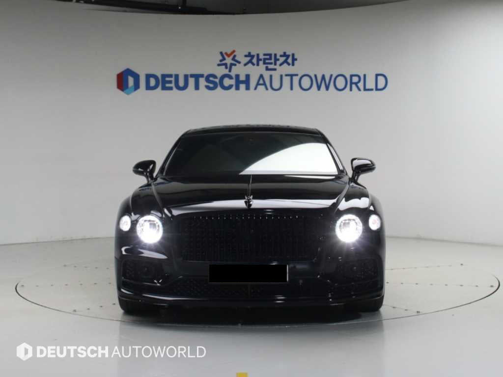 Bentley Flying Spur — photo 03