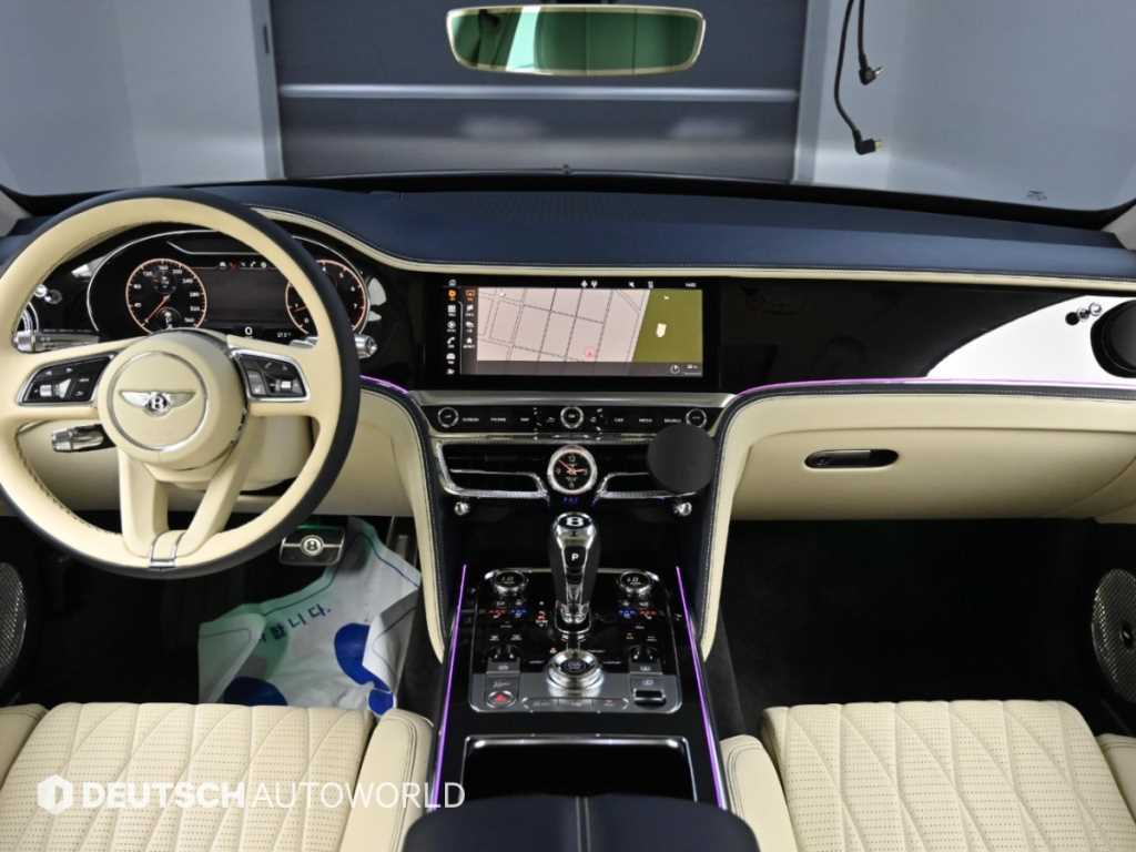 Bentley Flying Spur — photo 07