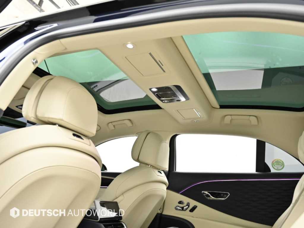Bentley Flying Spur — photo 18
