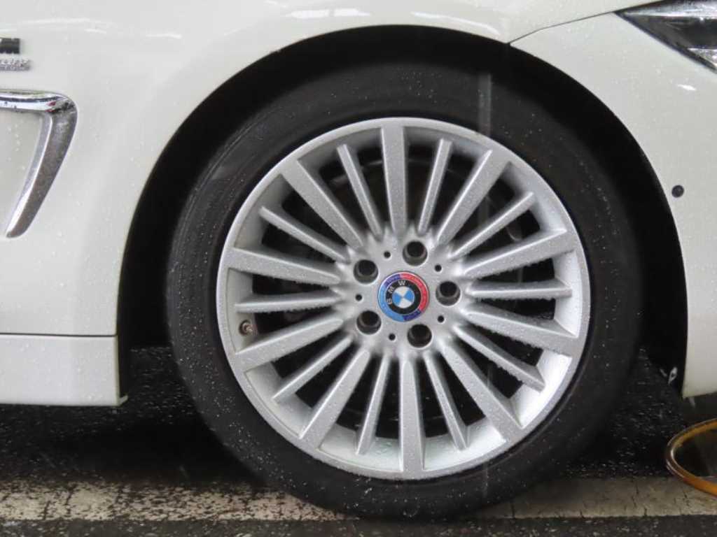 BMW 4-Series — photo 20