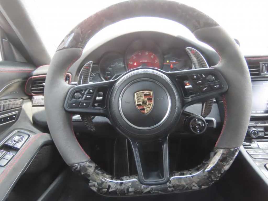 Porsche 911 — photo 09