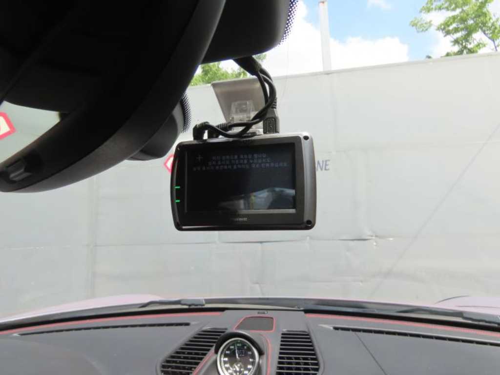 Porsche 911 — photo 17