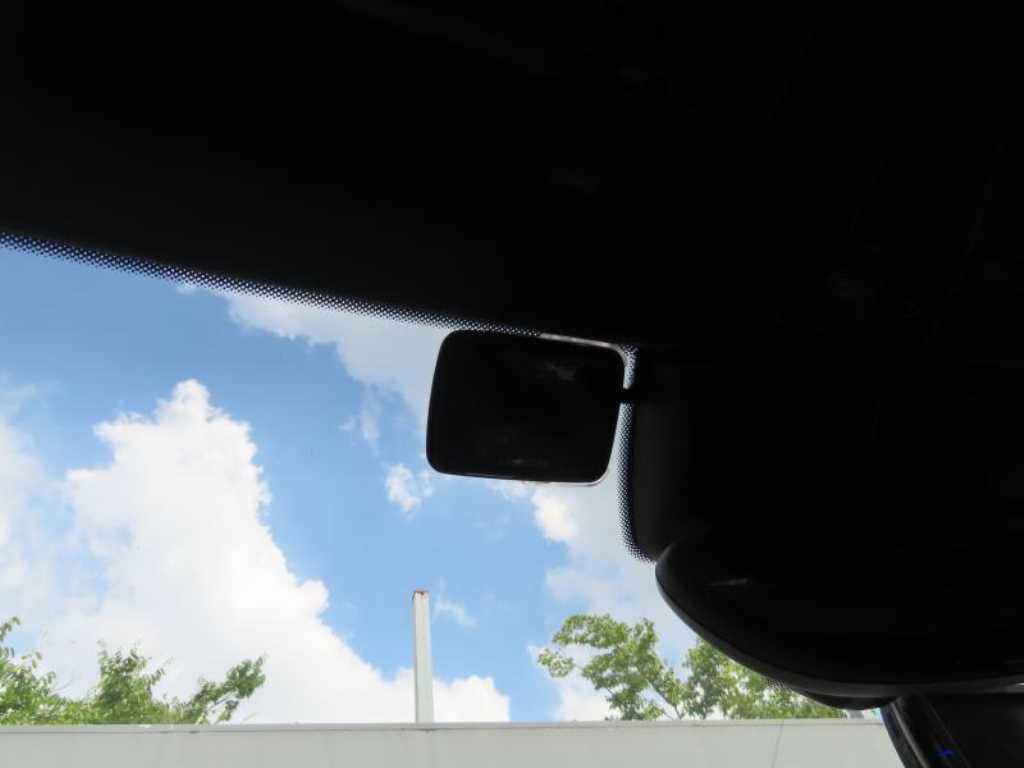 Porsche 911 — photo 18