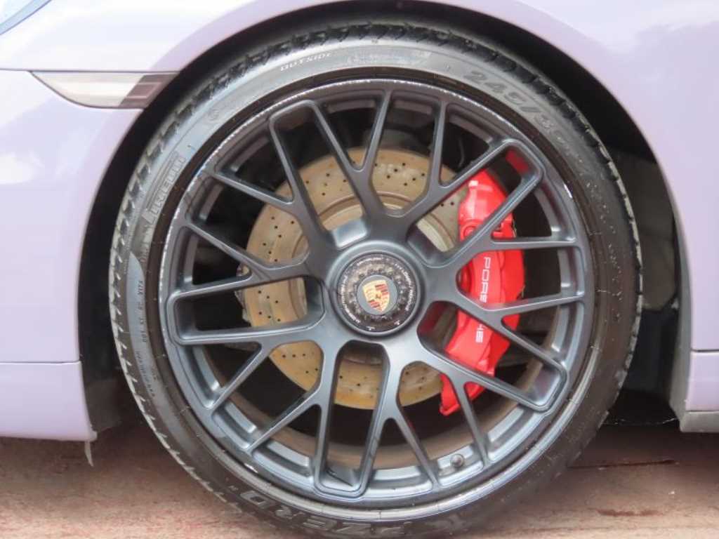 Porsche 911 — photo 20