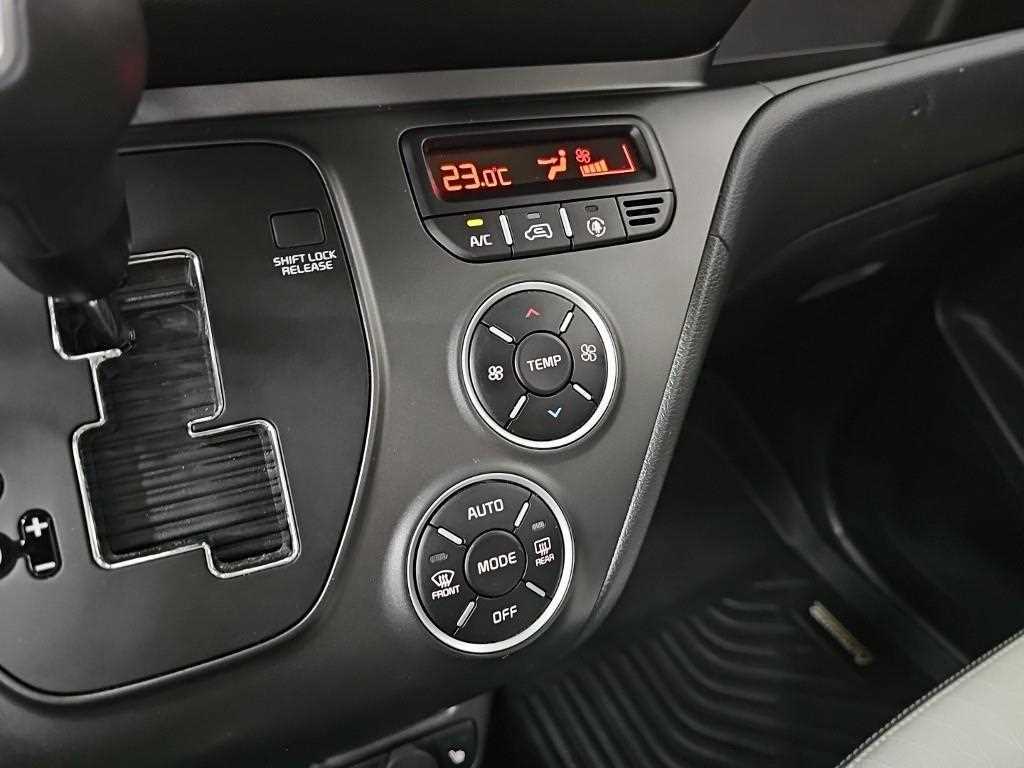 Kia RAY — photo 10