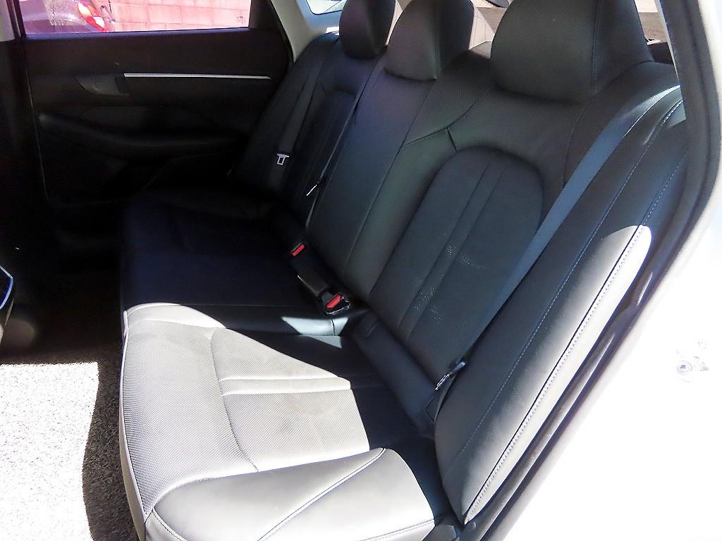 Hyundai Sonata — photo 06
