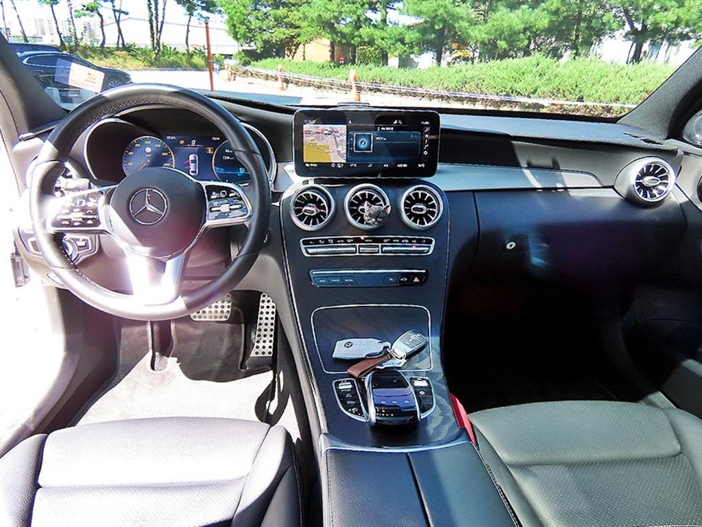 Mercedes-Benz C-Class — photo 07