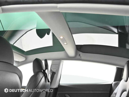 Tesla Model 3 — photo 18