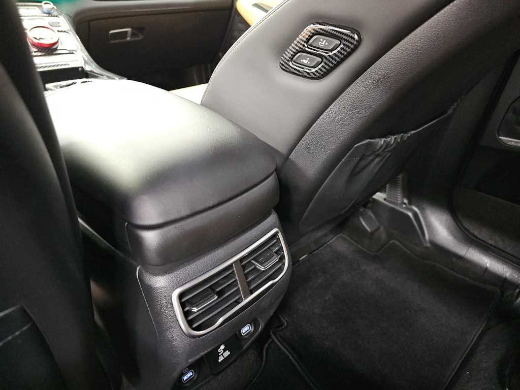Hyundai Santafe — photo 15