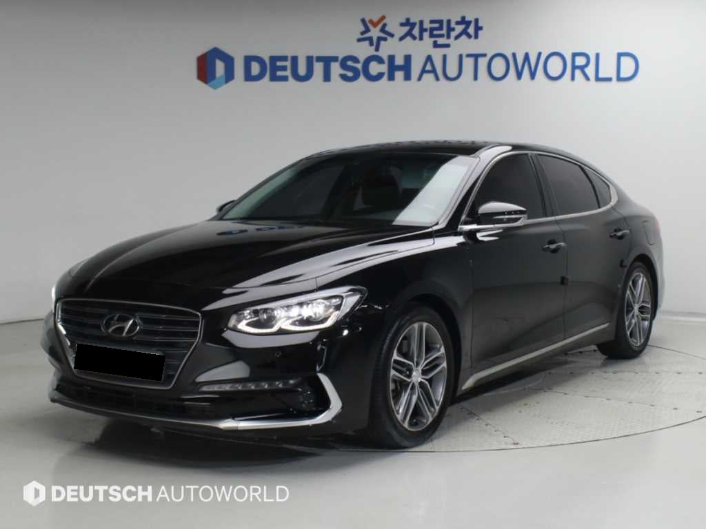 Hyundai Grandeur — photo 01