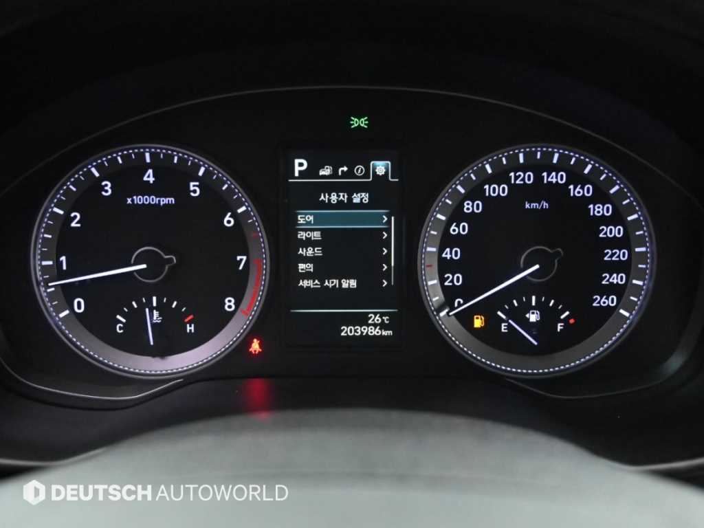 Hyundai Grandeur — photo 09