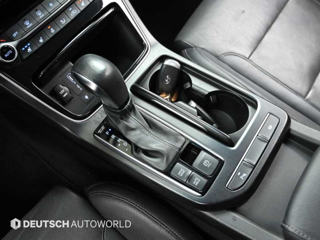 Hyundai Grandeur — photo 17