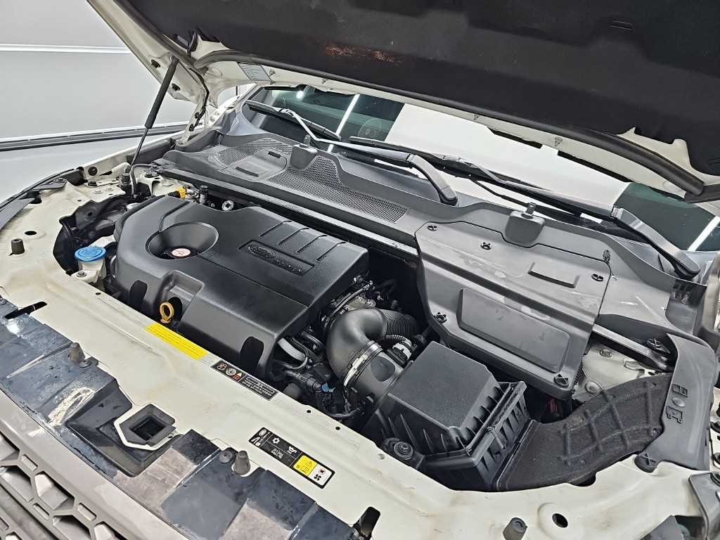 Land Rover Discovery Sport — photo 05