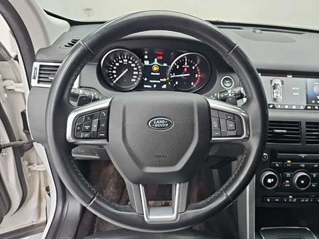 Land Rover Discovery Sport — photo 09