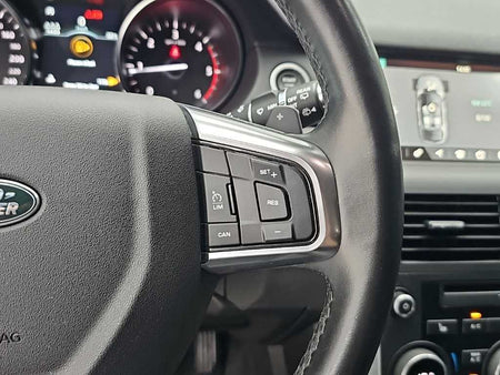 Land Rover Discovery Sport — photo 18