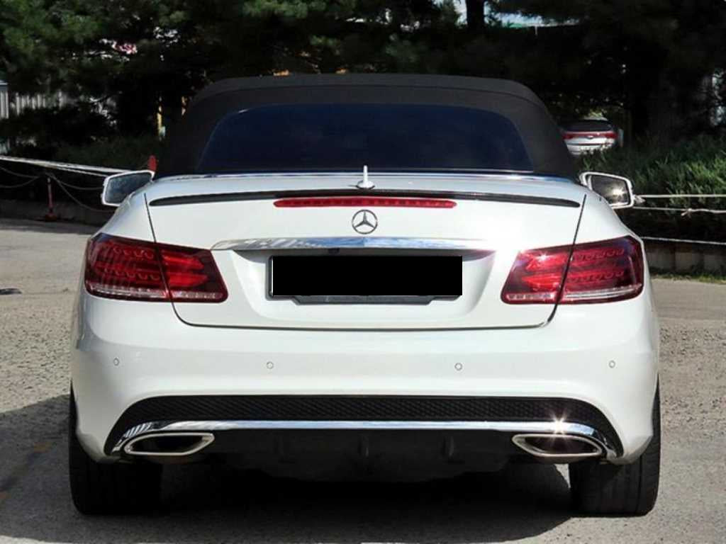 Mercedes-Benz E-Class — photo 04