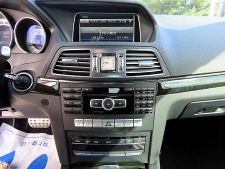 Mercedes-Benz E-Class — photo 16