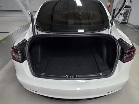 Tesla Model 3 — photo 07
