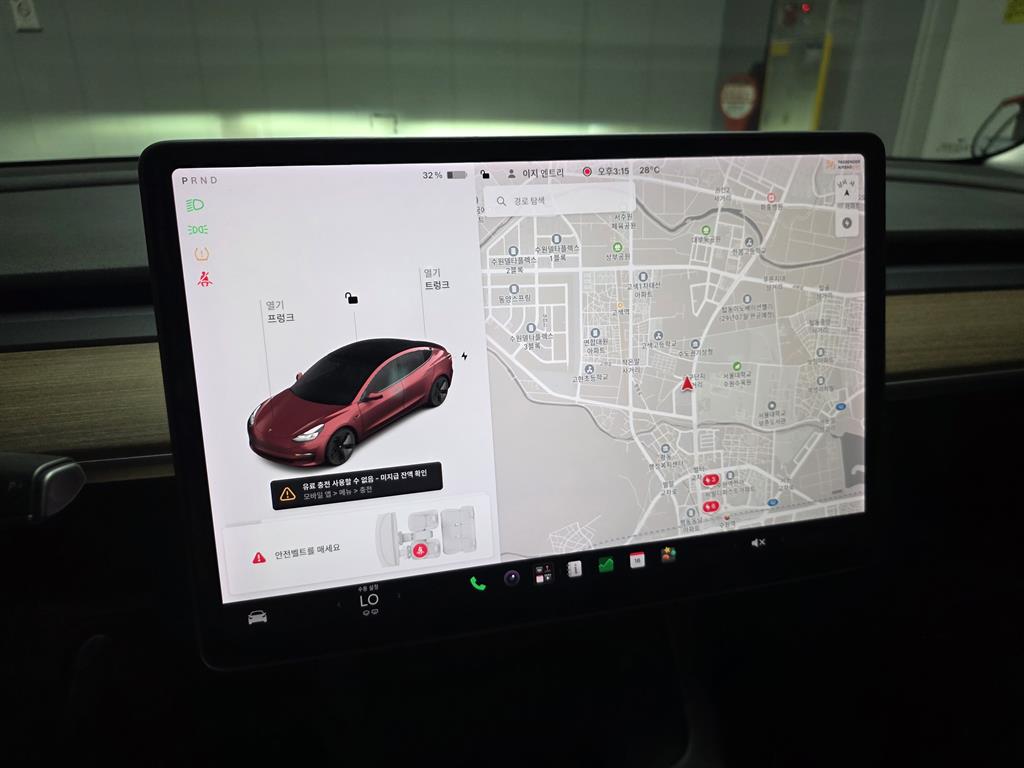 Tesla Model 3 — photo 14