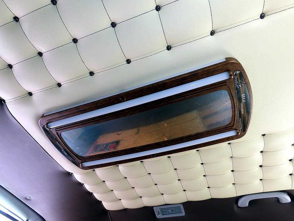 Hyundai Starex — photo 12
