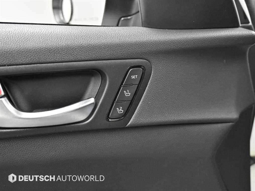 Kia K5 — photo 11