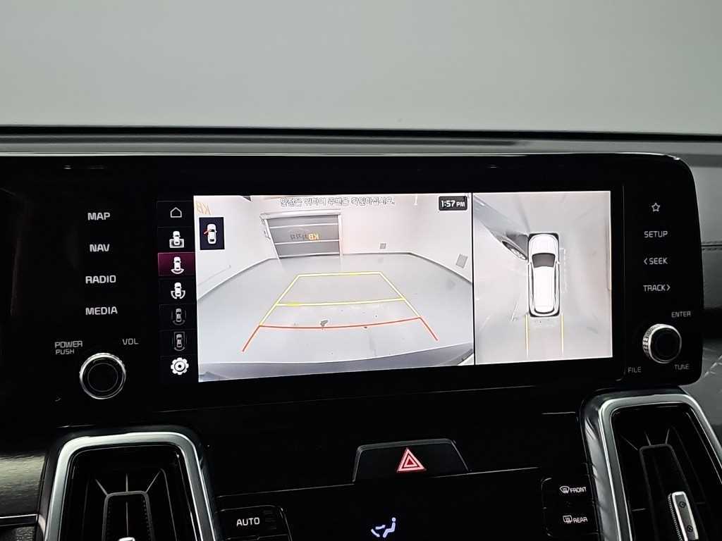 Kia Sorento — photo 16