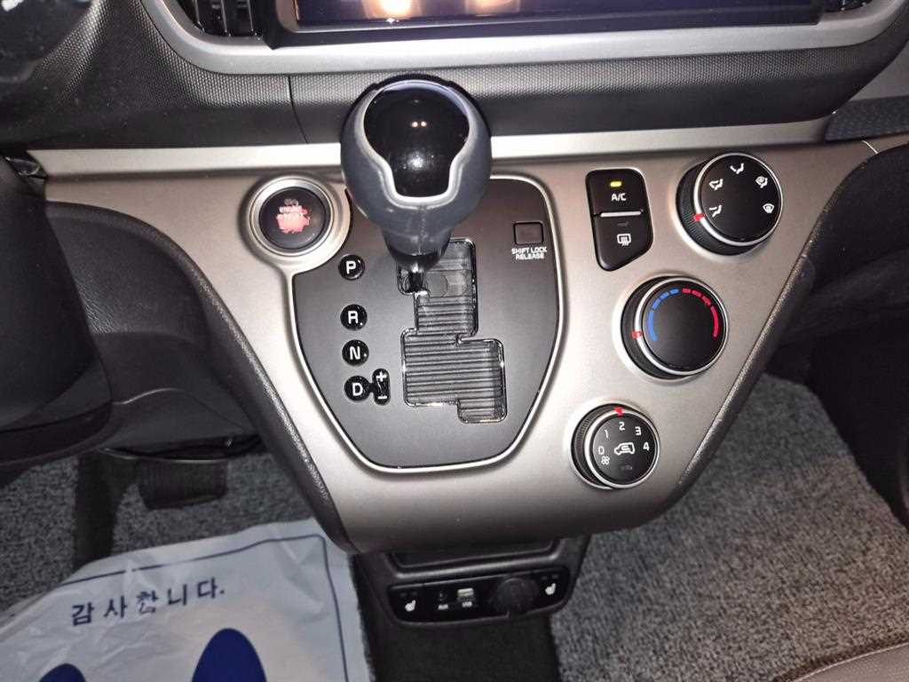 Kia RAY — photo 11