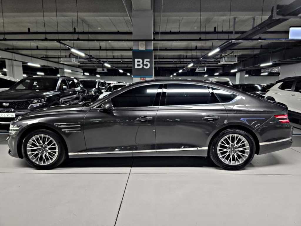Genesis G80 — photo 03