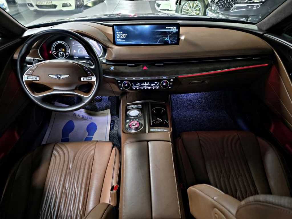 Genesis G80 — photo 07
