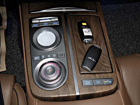 Genesis G80 — photo 17