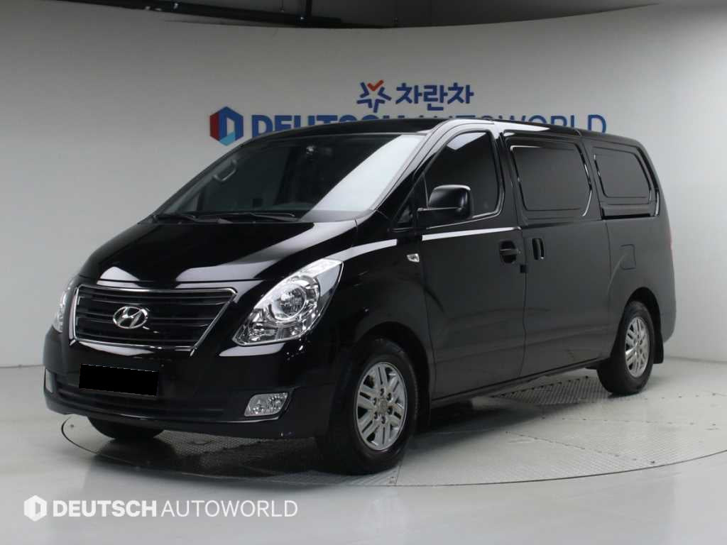 Hyundai Starex — photo 01